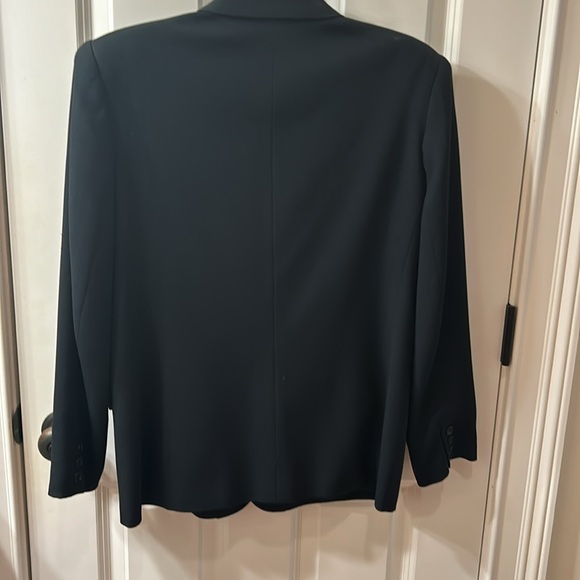 Talbots blazer size 8, petite black - Picture 3 of 5